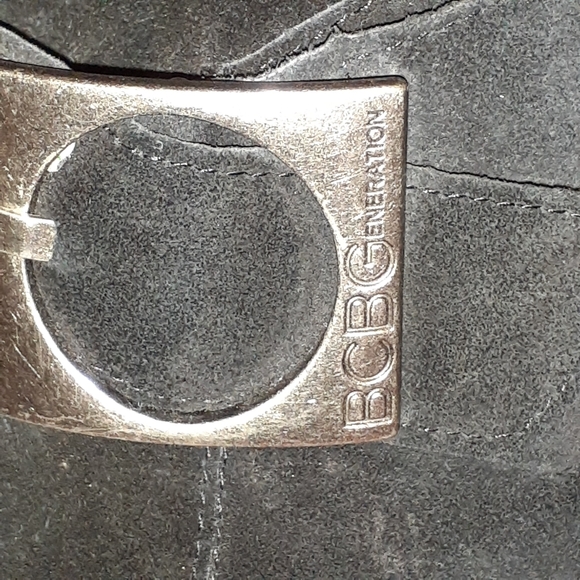 BCBG ENERATIC WOMEN'S LEATHER KNEE HIGH WEDGE BOOTS SIZE 7 1/2B 37 1/2 - Picture 6 of 10